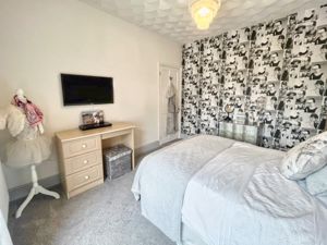 Photo 21- click for photo gallery